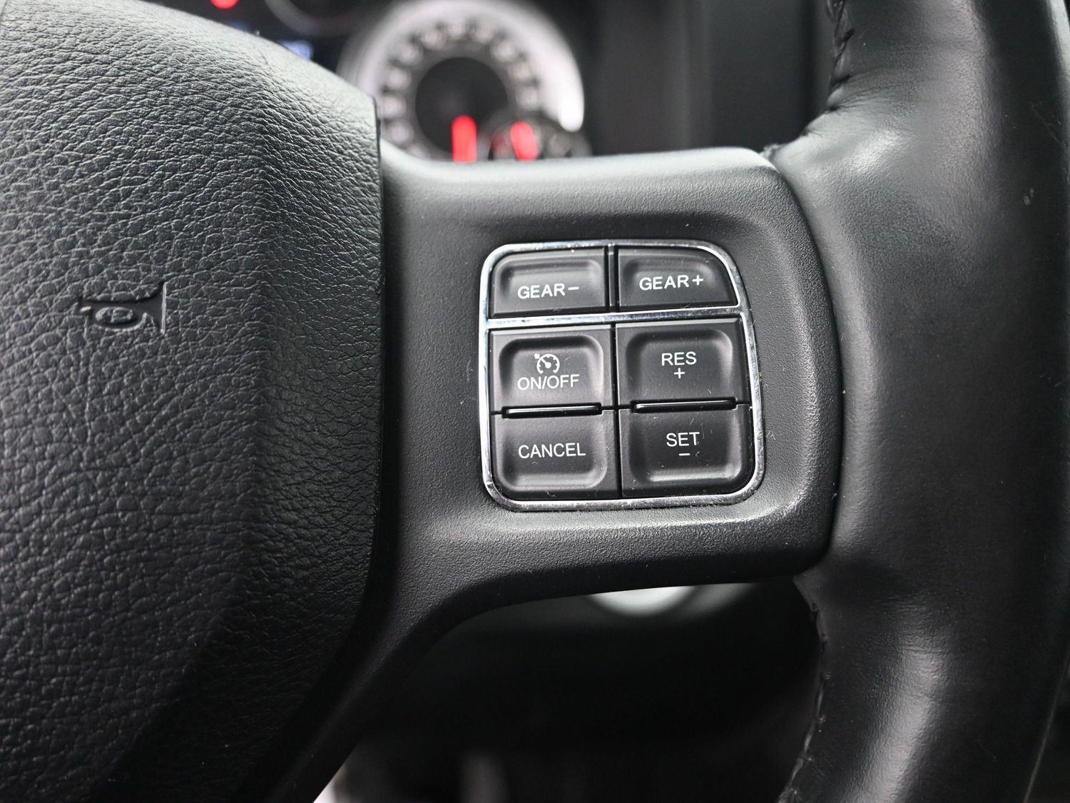 Used 2015 Granite Crystal Metallic Clearcoat Ram Sport image 23