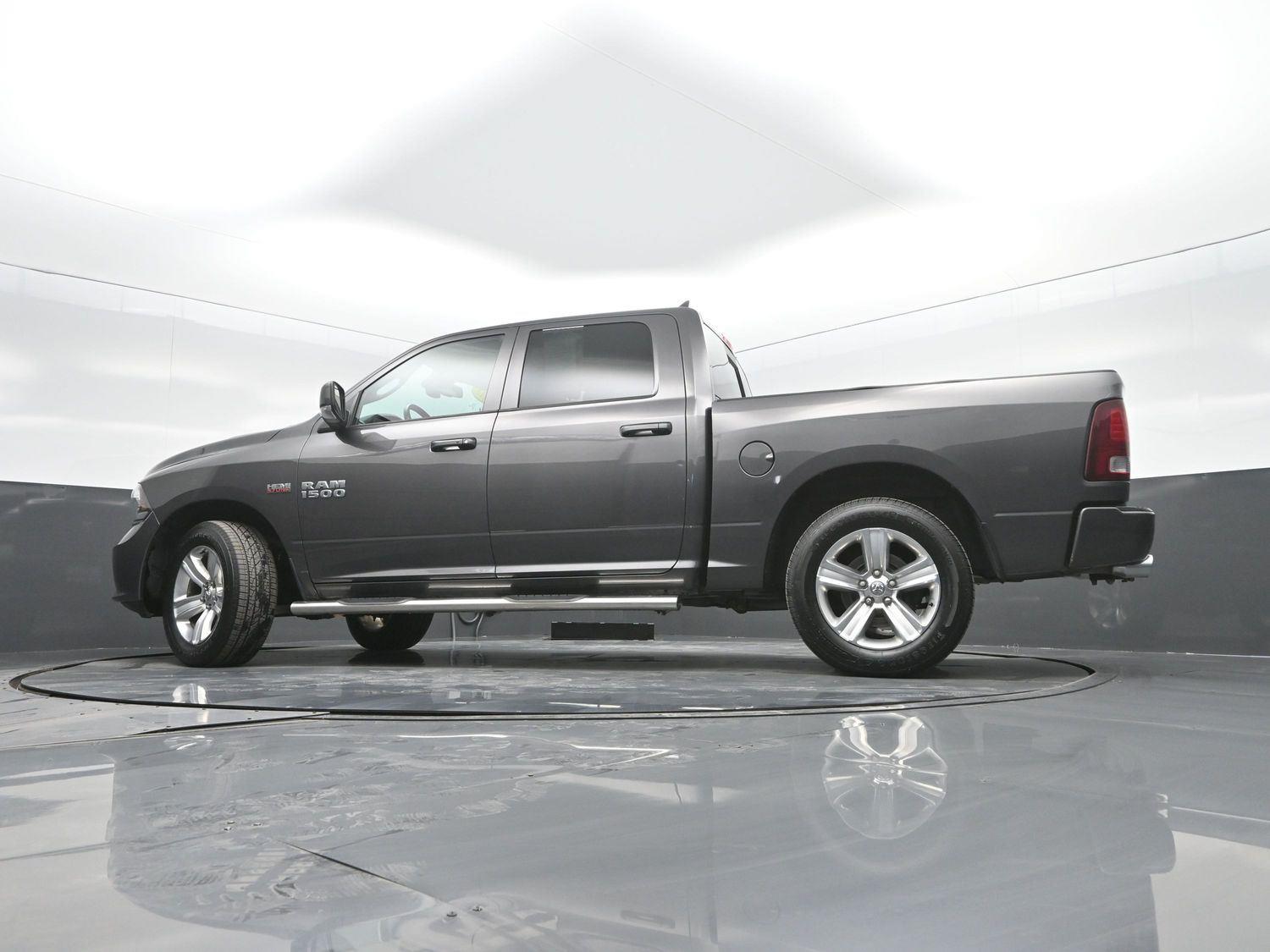 Used 2015 Granite Crystal Metallic Clearcoat Ram Sport image 33