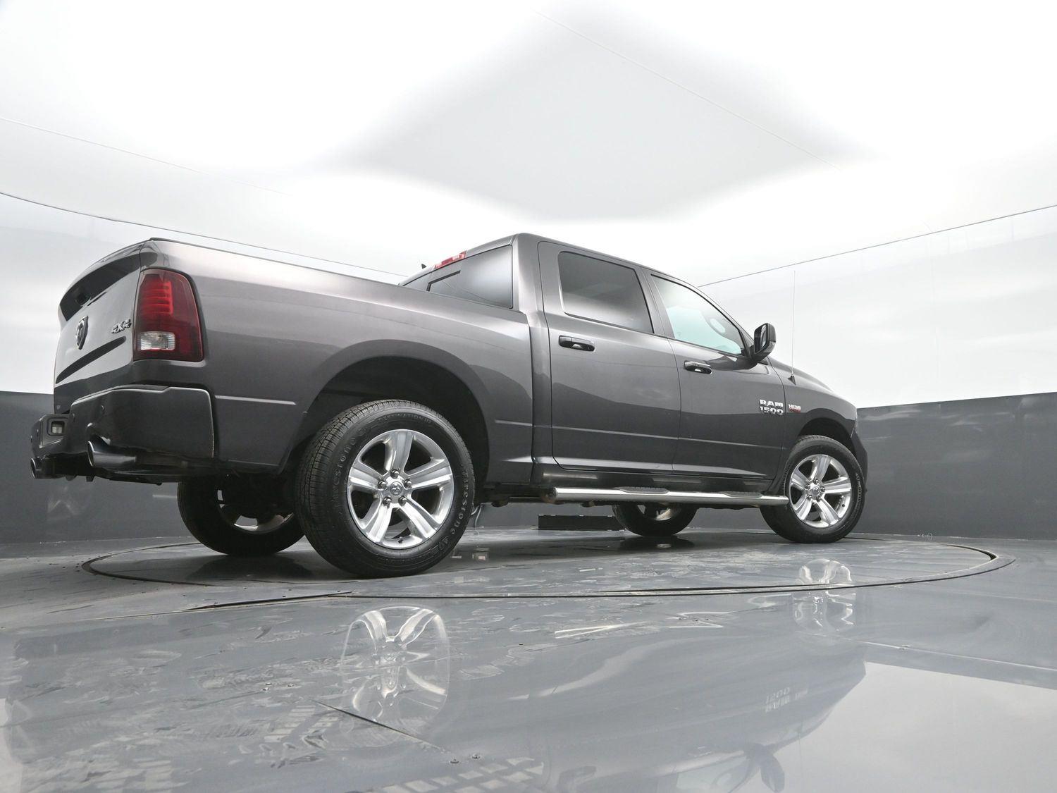 Used 2015 Granite Crystal Metallic Clearcoat Ram Sport image 34