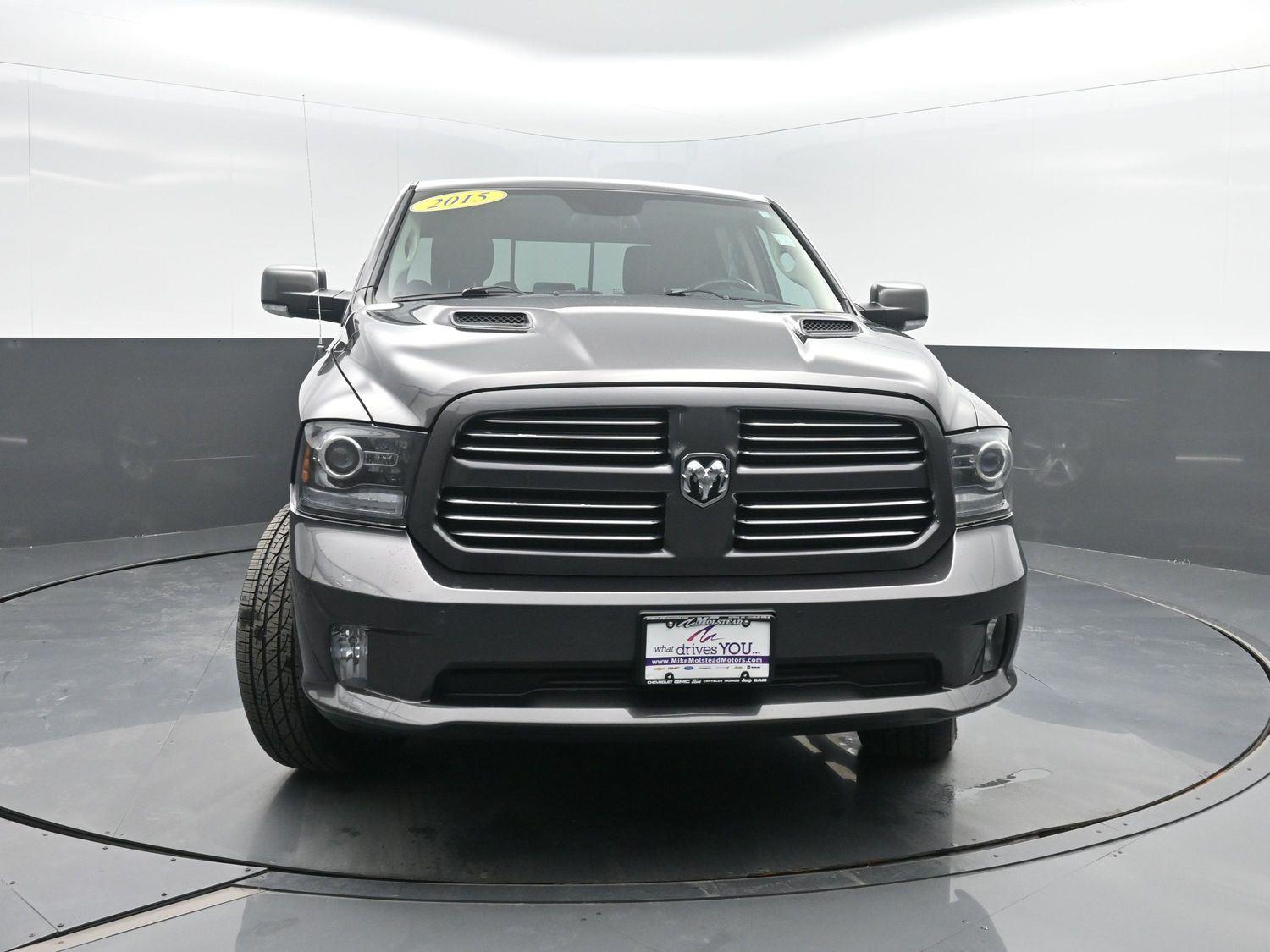 Used 2015 Granite Crystal Metallic Clearcoat Ram Sport image 42
