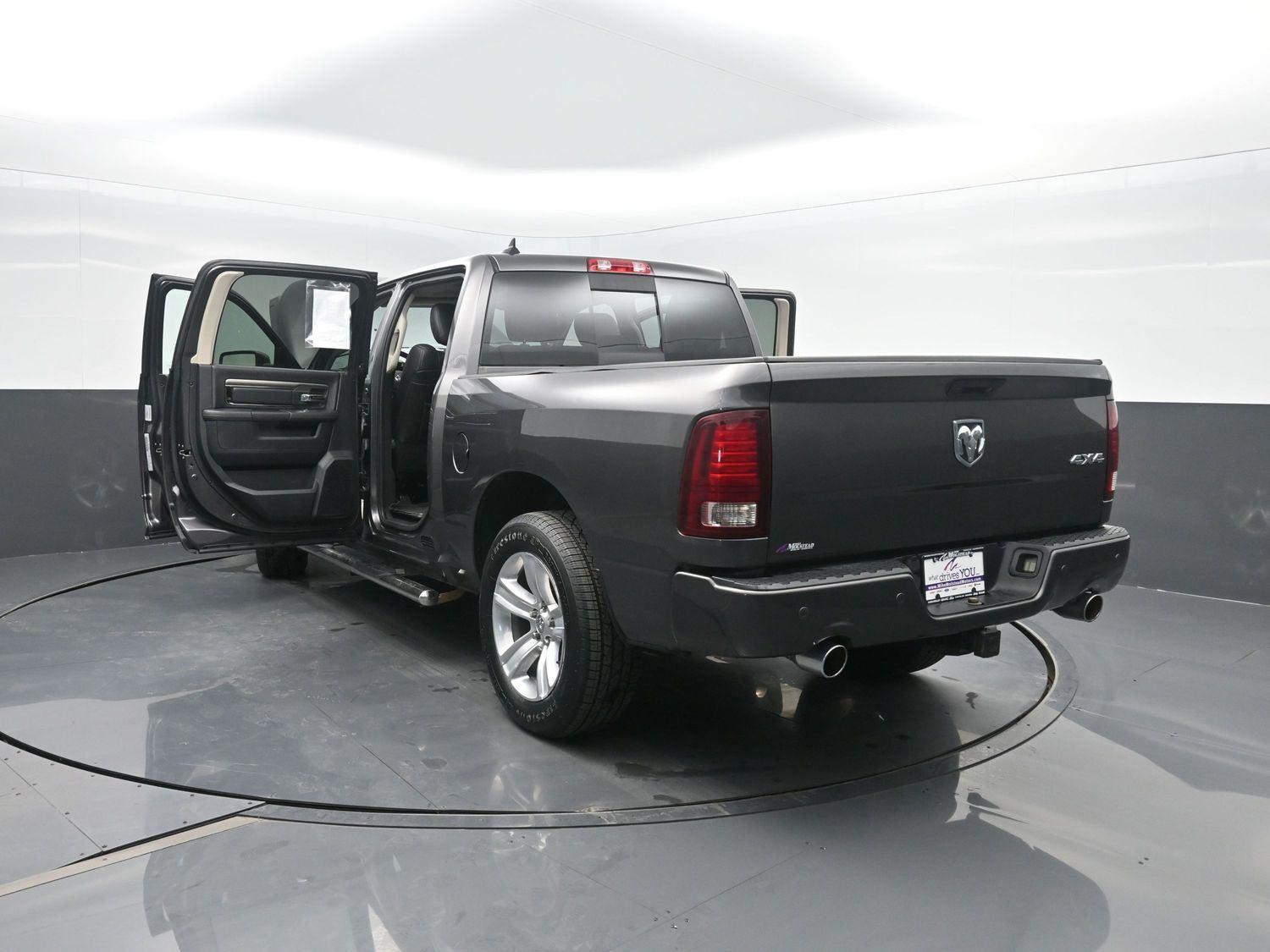 Used 2015 Granite Crystal Metallic Clearcoat Ram Sport image 46