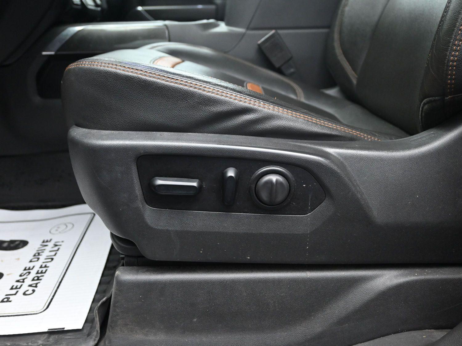 Used 2021 Cayenne Red Tintcoat GMC AT4 image 25