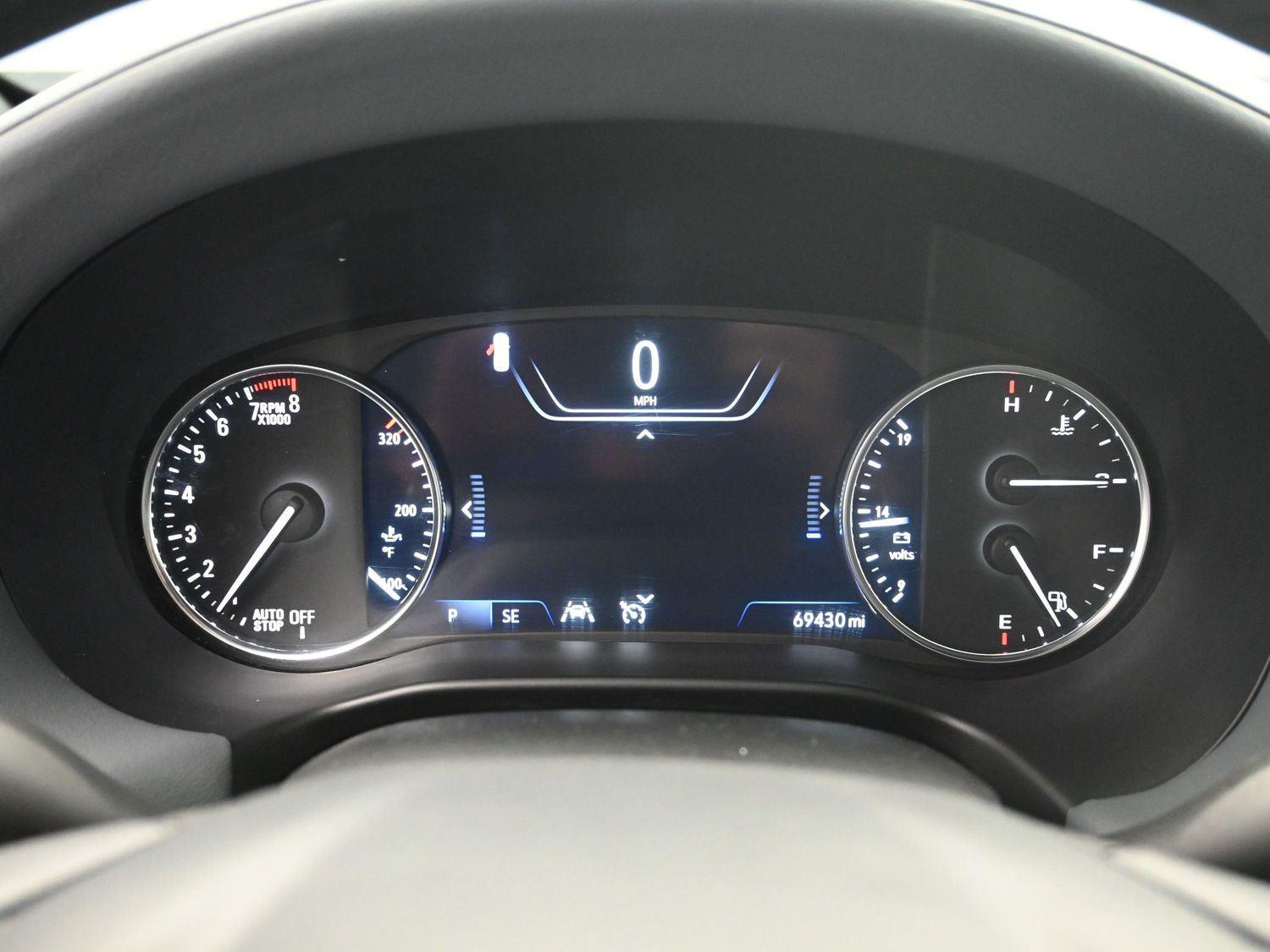 Used 2022 Ebony Twilight Metallic Buick Premium image 29