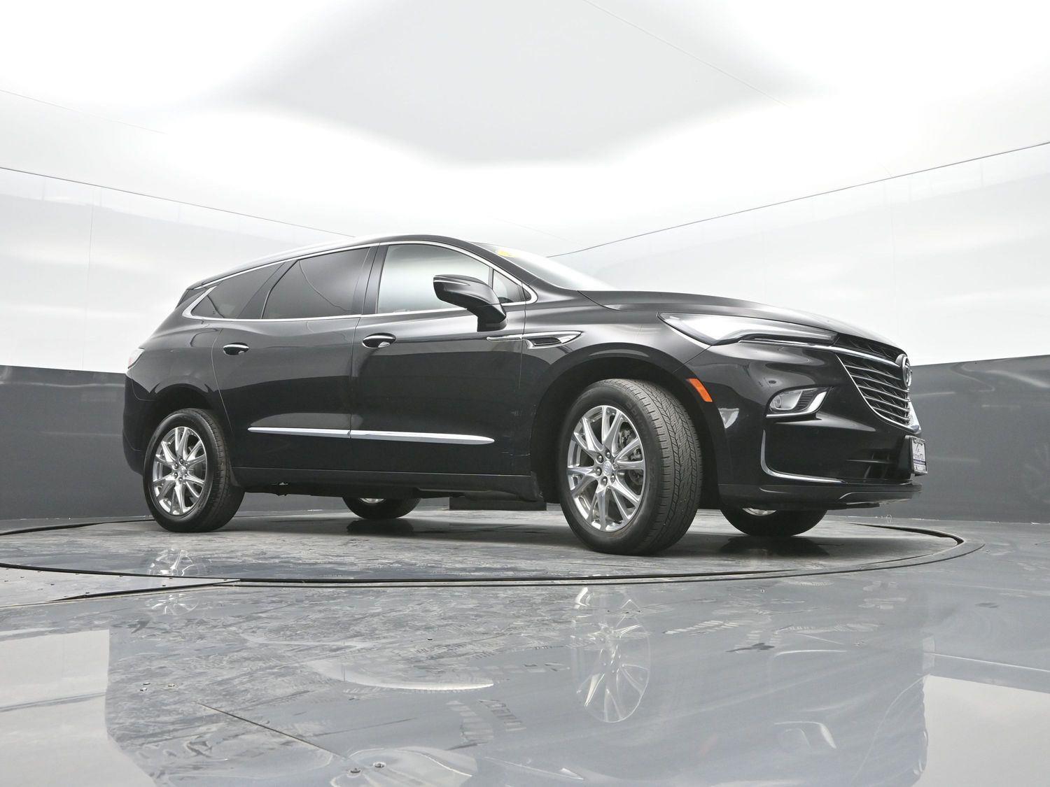 Used 2022 Ebony Twilight Metallic Buick Premium image 39