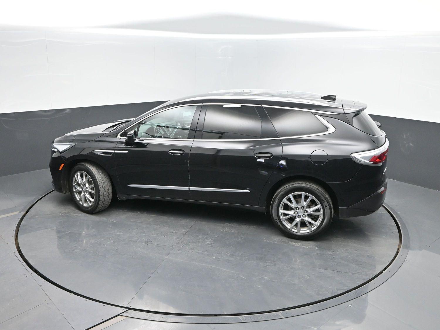 Used 2022 Ebony Twilight Metallic Buick Premium image 41