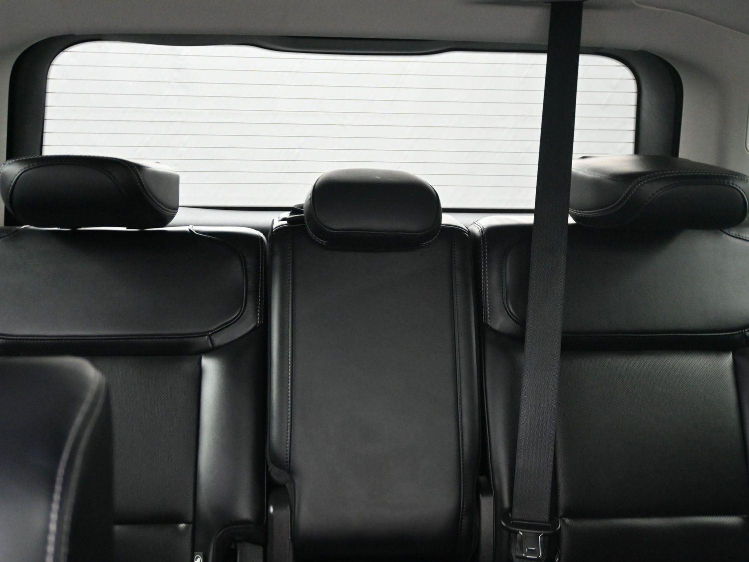 Used 2025 Star White Metallic Tri-Coat Ford Platinum image 16