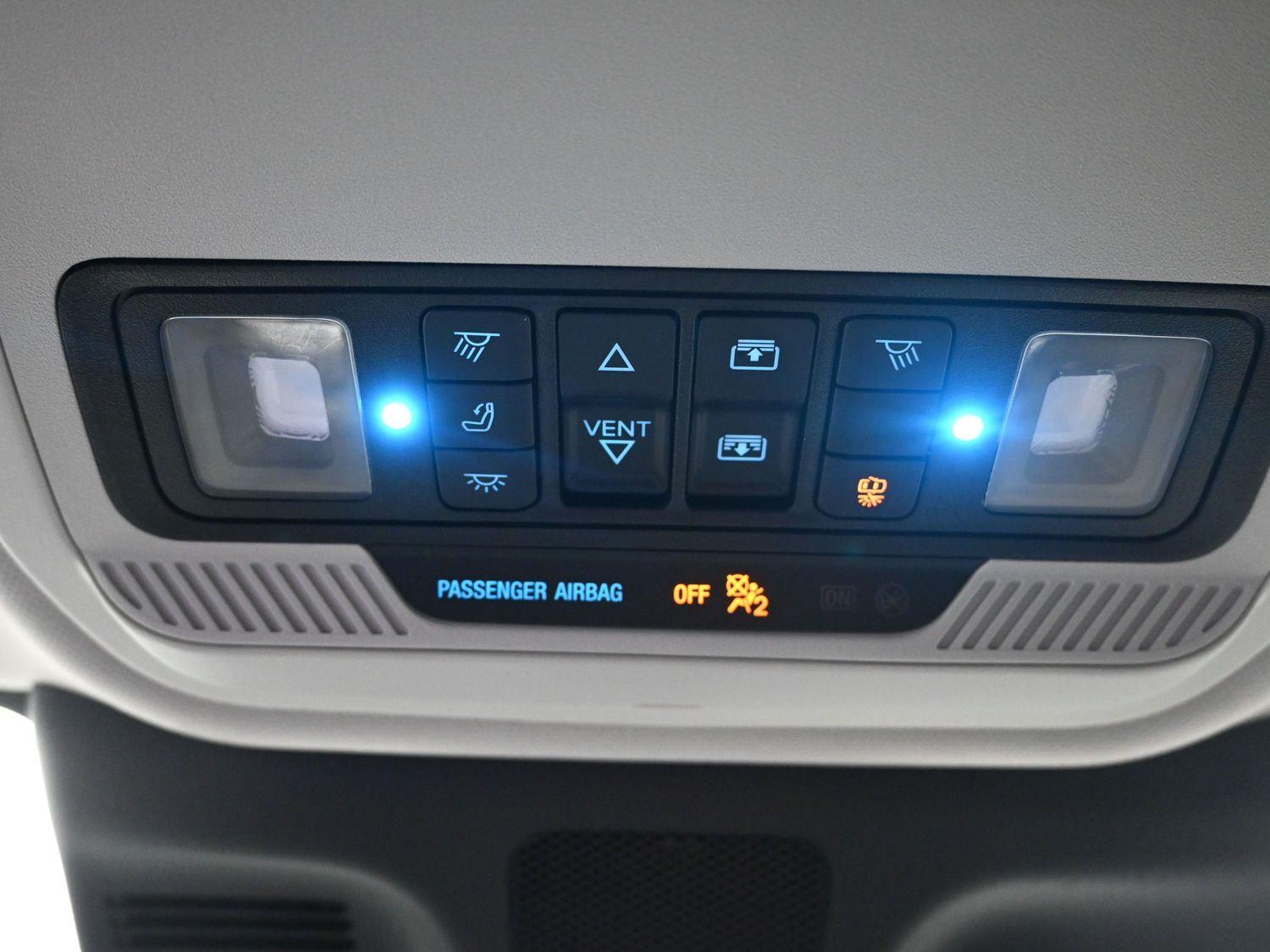 Used 2025 Star White Metallic Tri-Coat Ford Platinum image 38