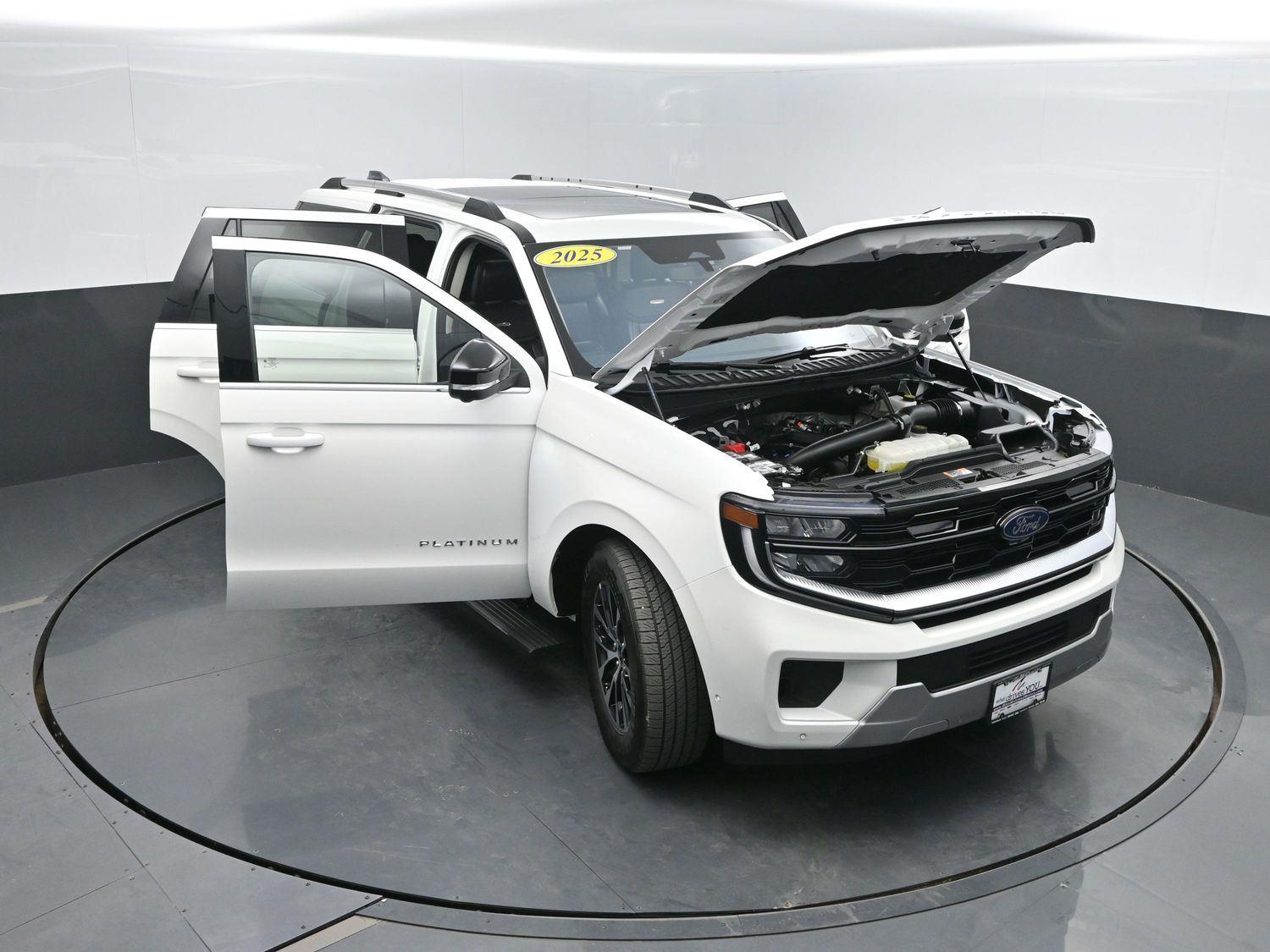 Used 2025 Star White Metallic Tri-Coat Ford Platinum image 52