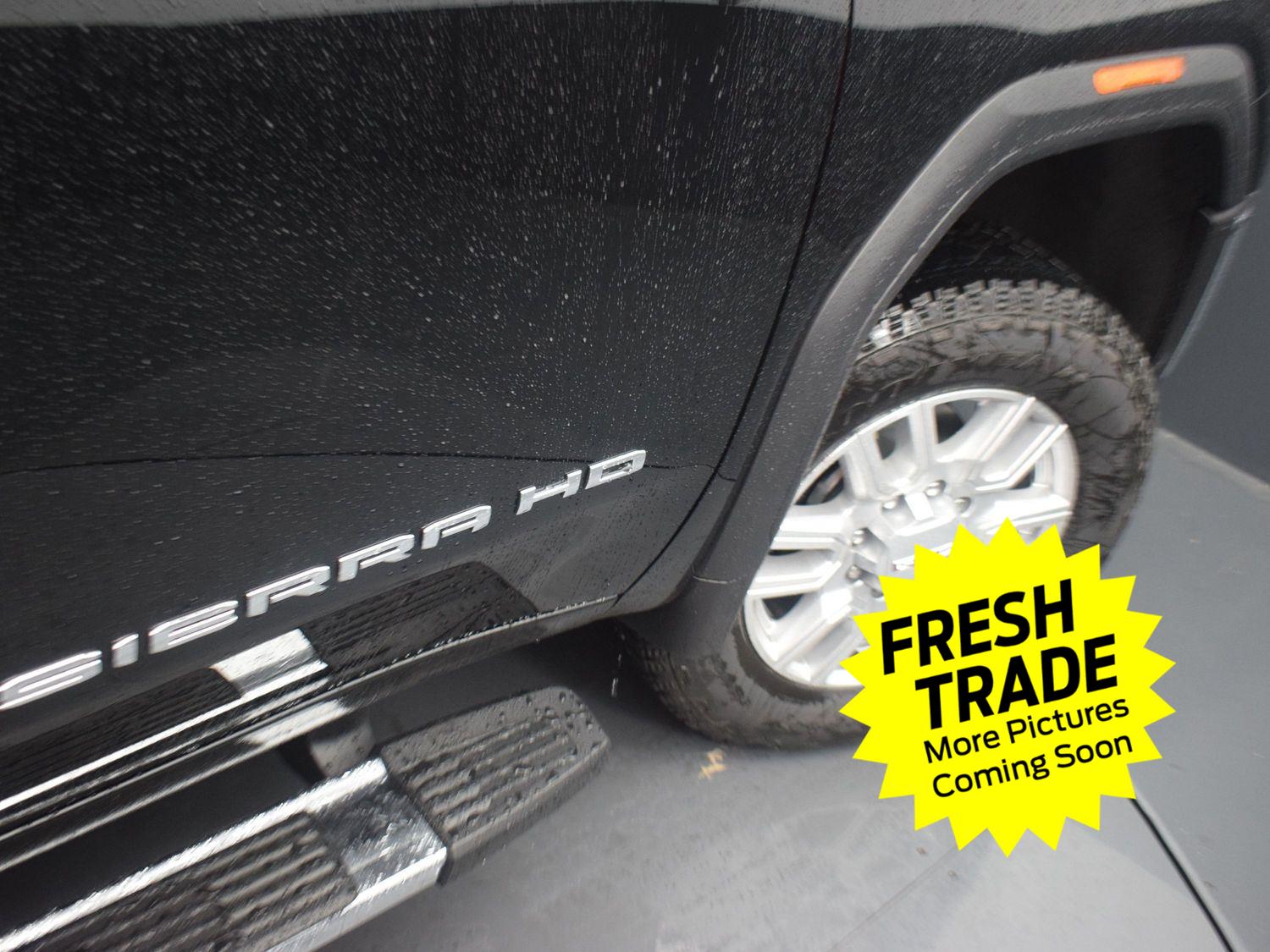 Used 2024 Onyx Black GMC SLT image 7