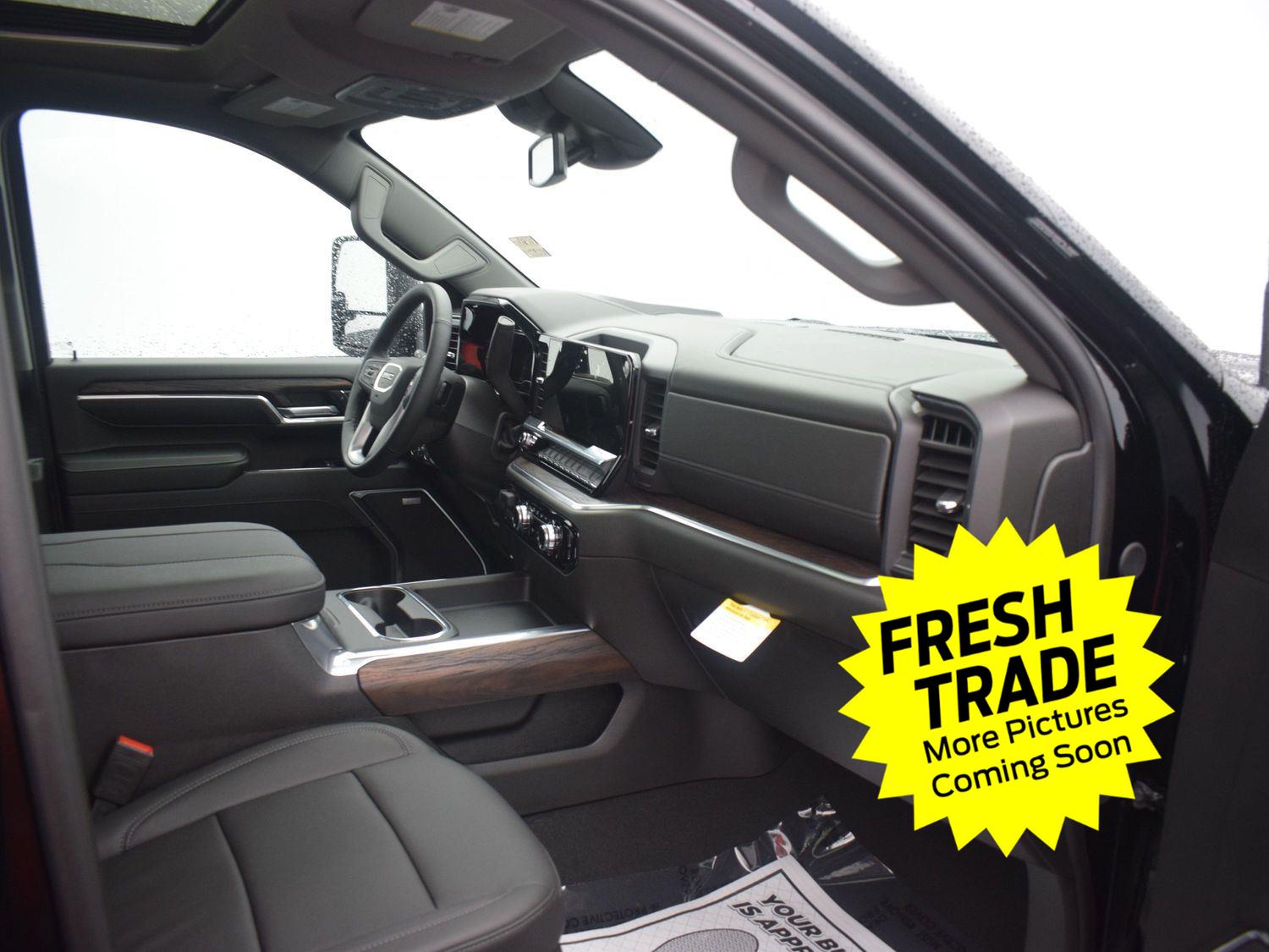 Used 2024 Onyx Black GMC SLT image 11