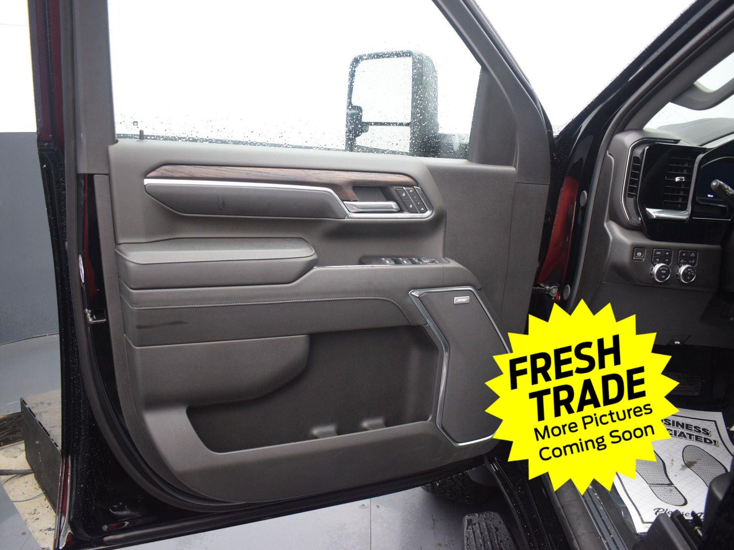 Used 2024 Onyx Black GMC SLT image 22