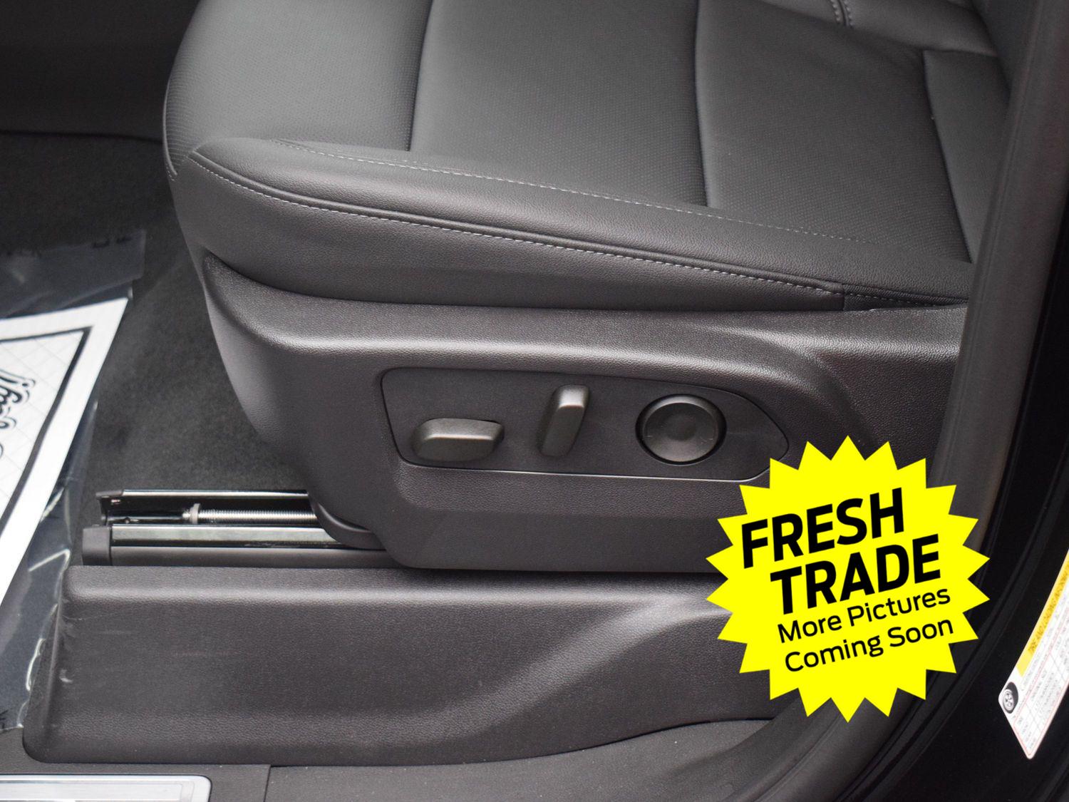 Used 2024 Onyx Black GMC SLT image 24