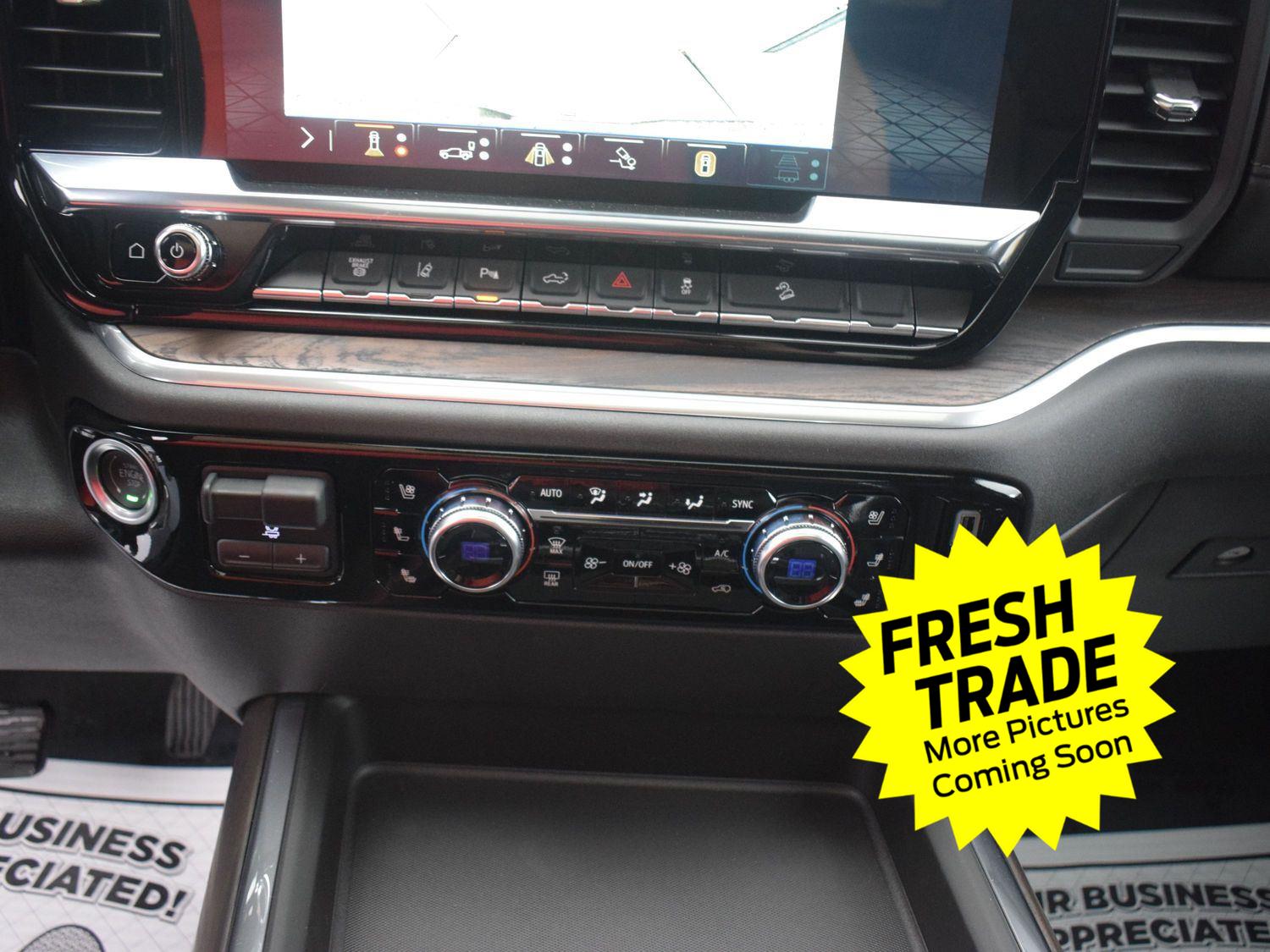 Used 2024 Onyx Black GMC SLT image 34