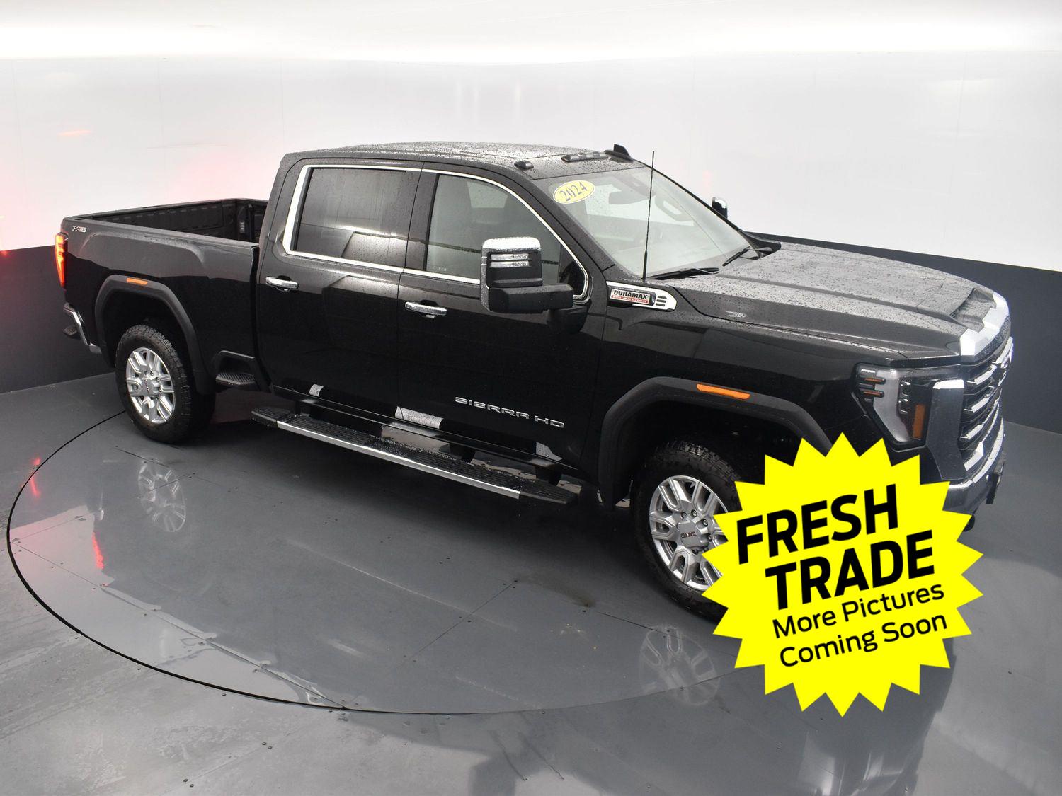 Used 2024 Onyx Black GMC SLT image 44