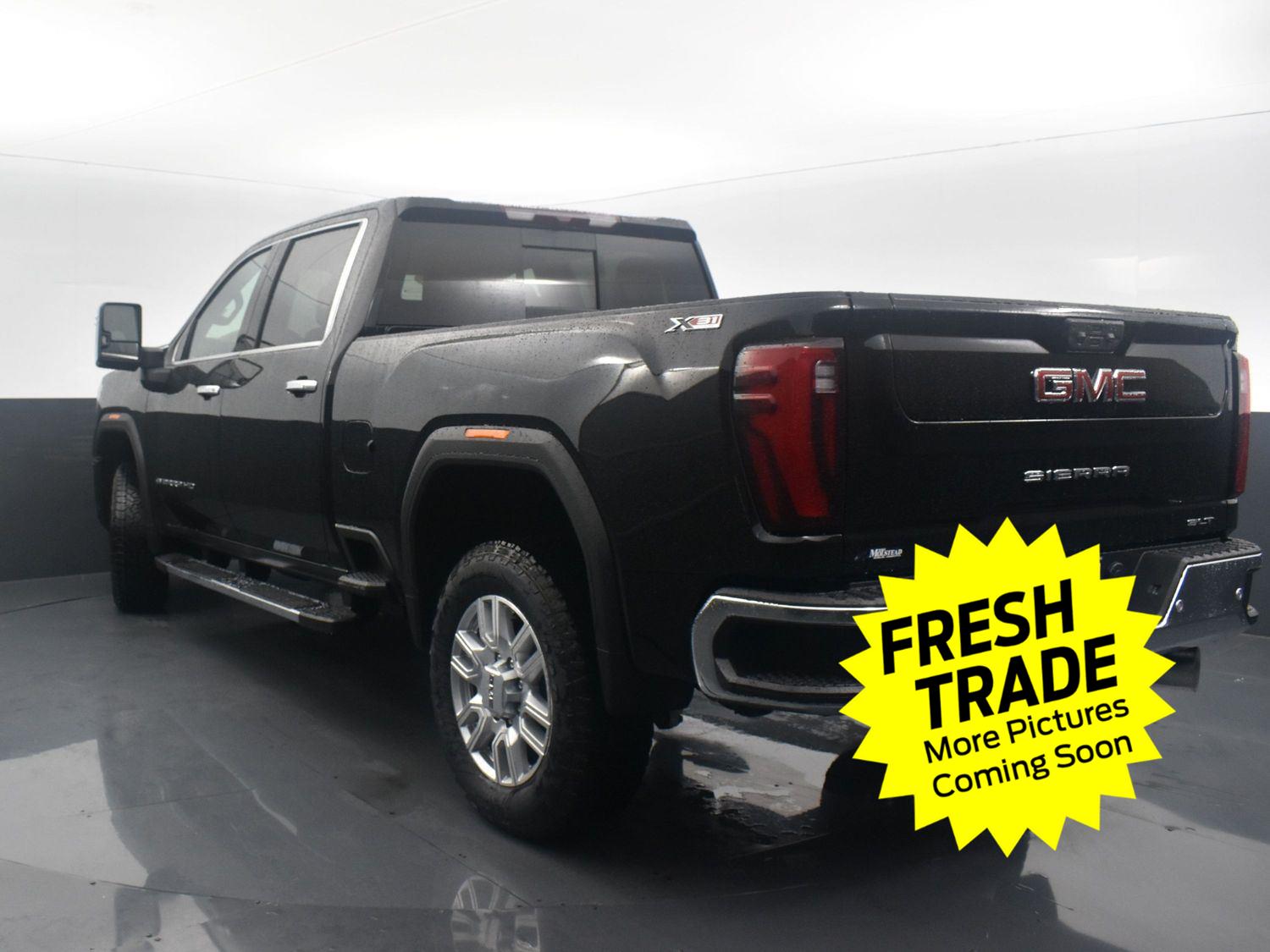 Used 2024 Onyx Black GMC SLT image 48