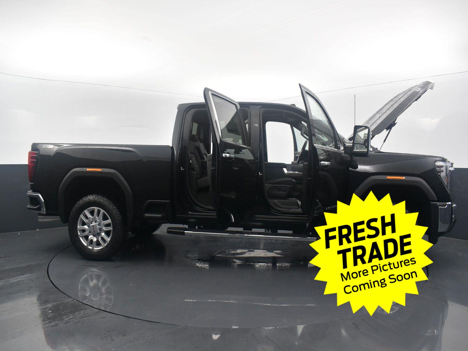 Used 2024 Onyx Black GMC SLT image 52