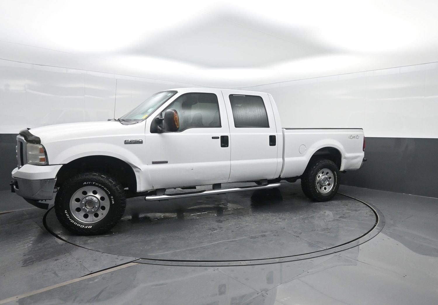 Used 2006  FORD  image 37