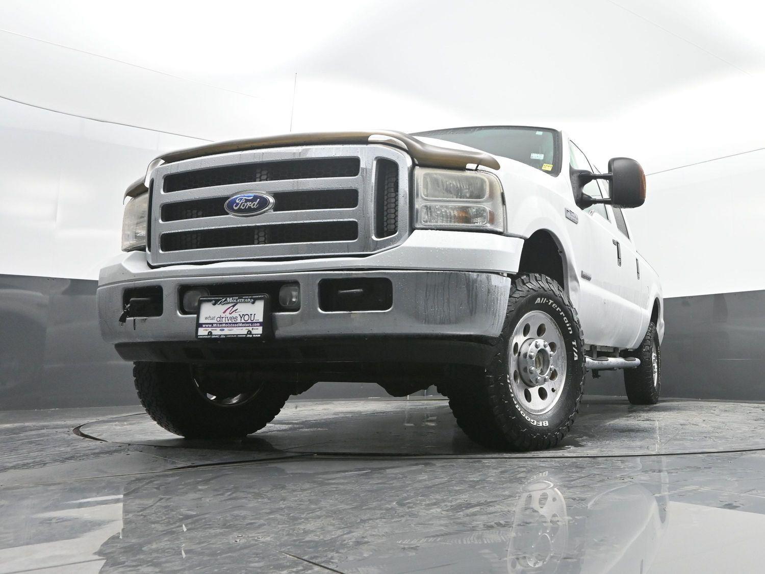Used 2006  FORD  image 40