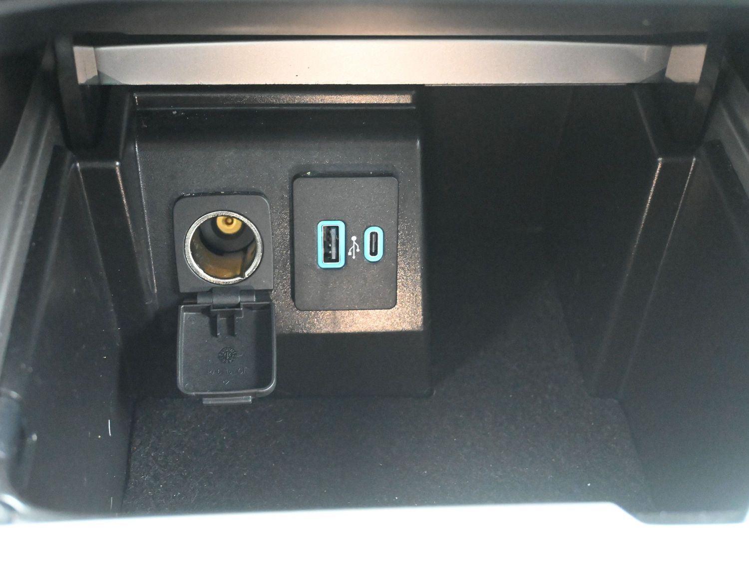 Used 2022 Agate Black Ford XLT image 31