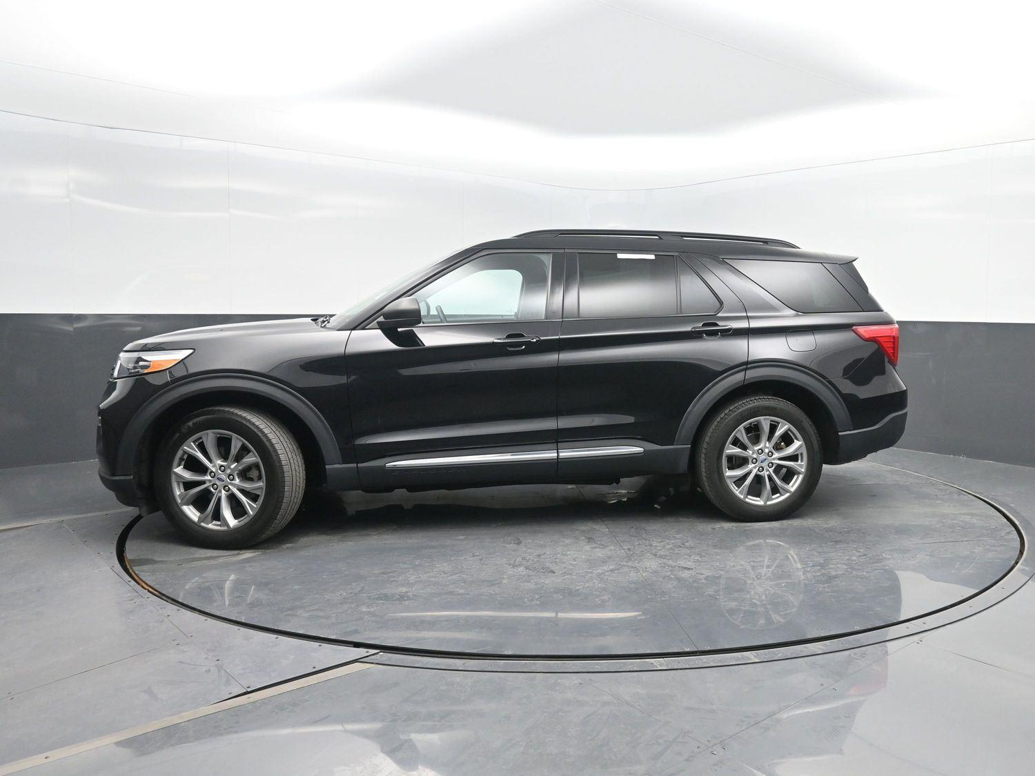 Agate Black 2022 Ford Explorer XLT AWD SUV / Crossover All-Wheel Drive Automatic