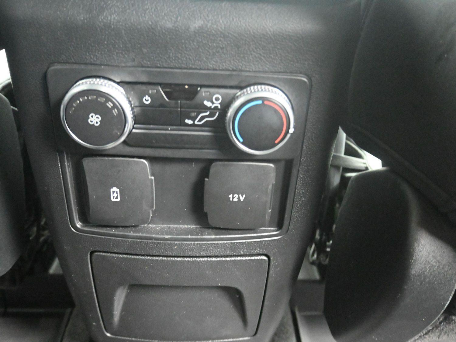 Used 2022 Agate Black Ford XLT image 12