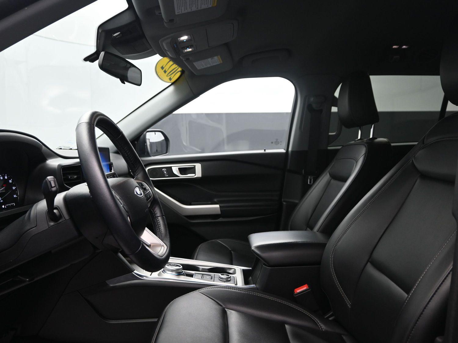 Used 2022 Agate Black Ford XLT image 22