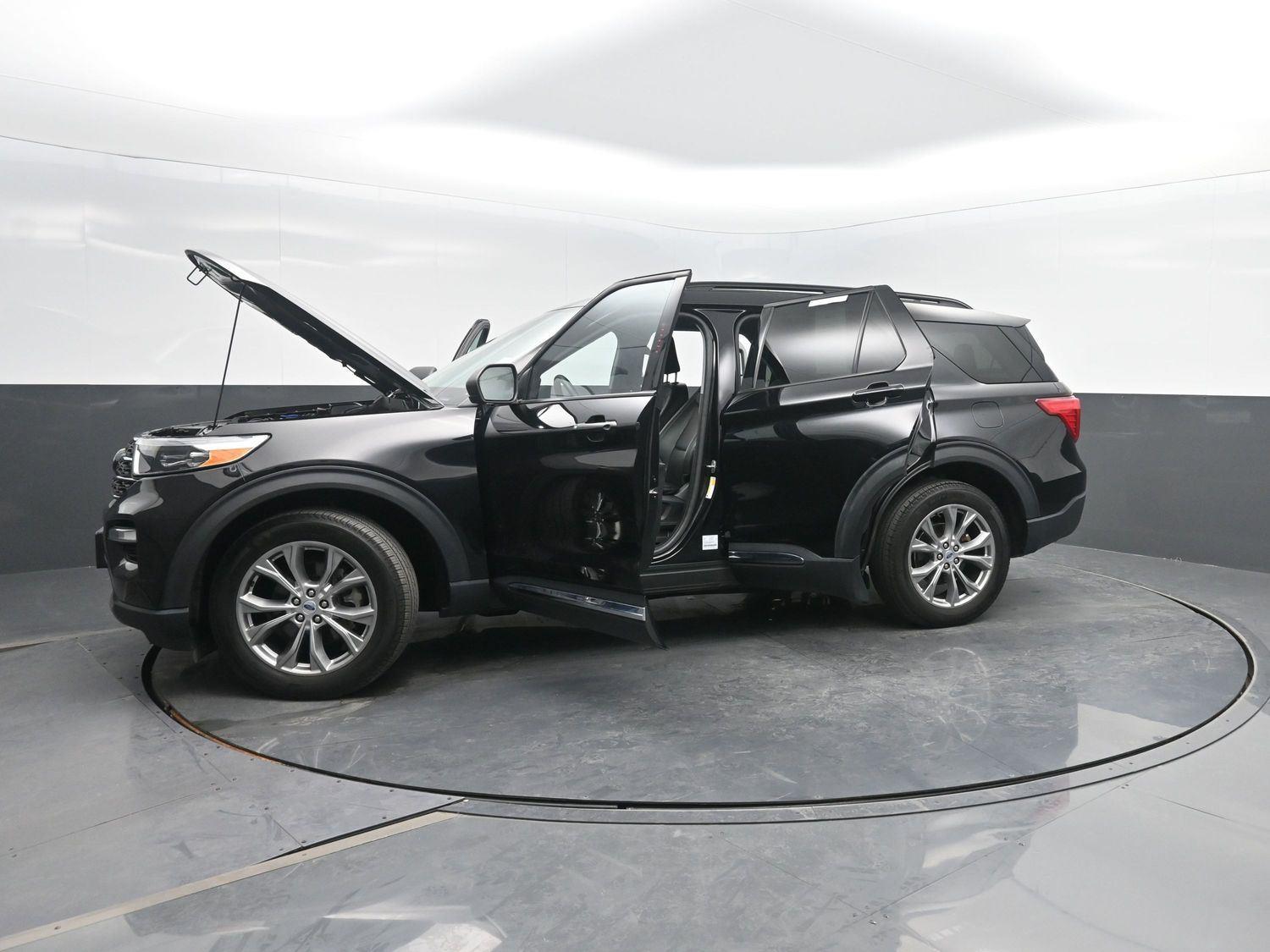 Used 2022 Agate Black Ford XLT image 49