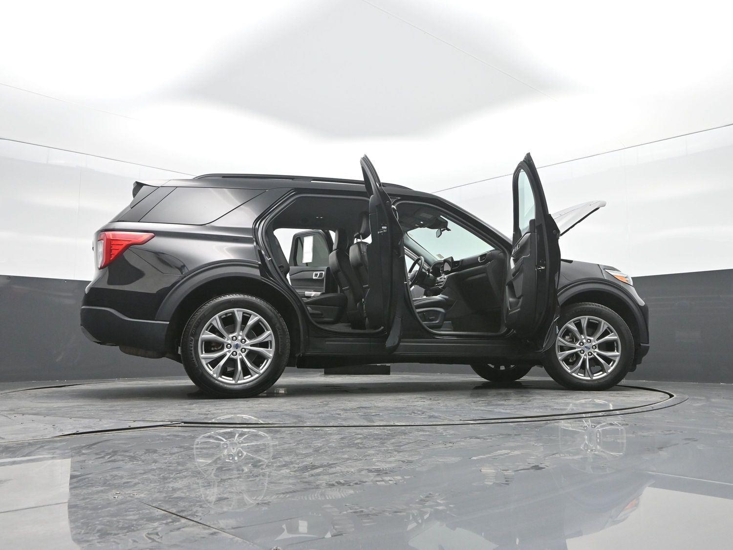 Used 2022 Agate Black Ford XLT image 52