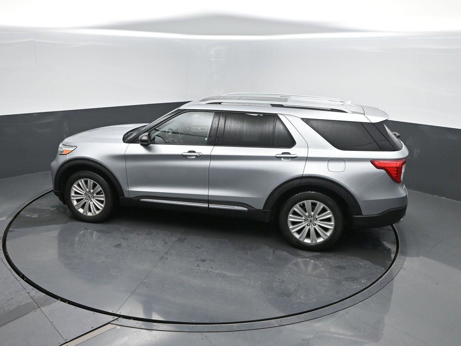 Used 2020 Iconic Silver Ford Limited image 44