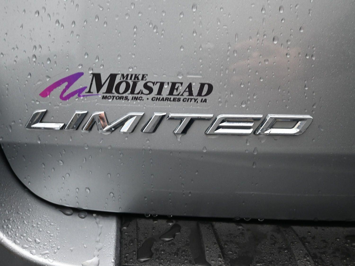 Used 2020 Iconic Silver Ford Limited image 16