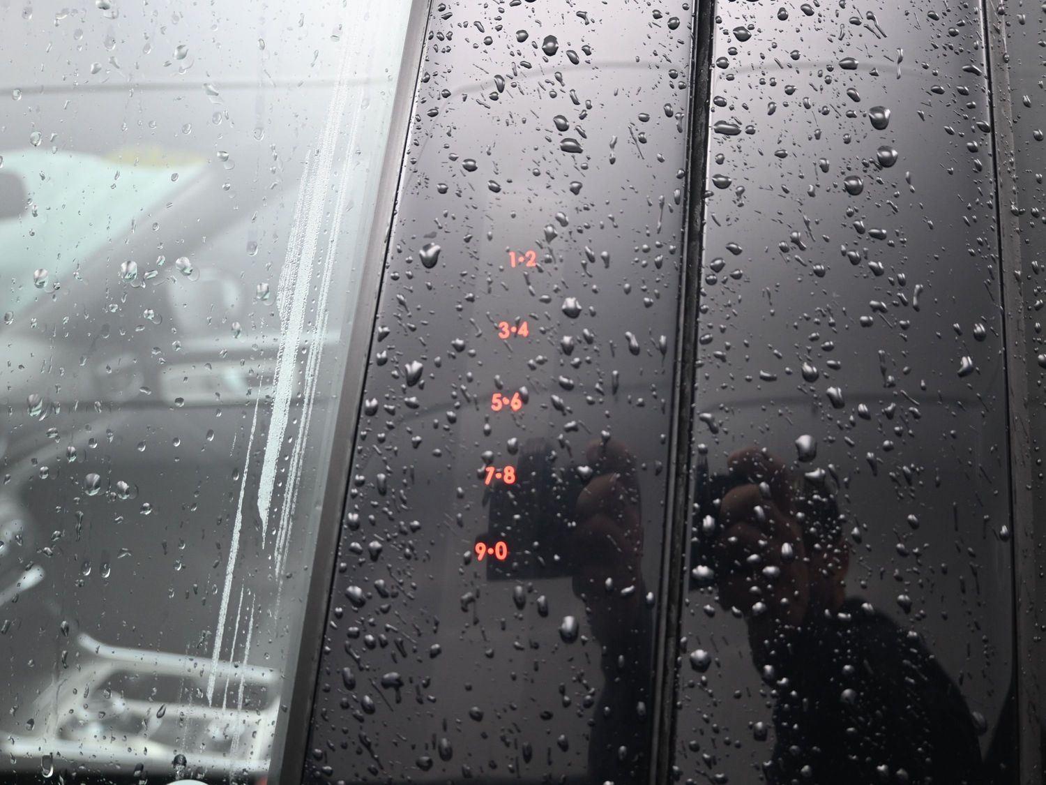 Used 2020 Iconic Silver Ford Limited image 19