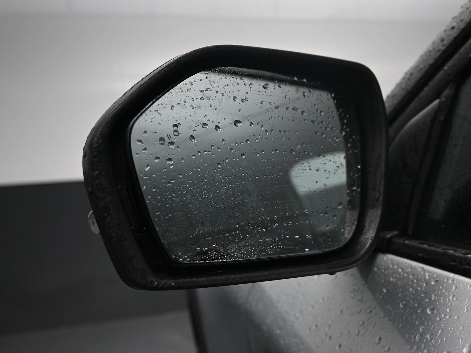 Used 2020 Iconic Silver Ford Limited image 21