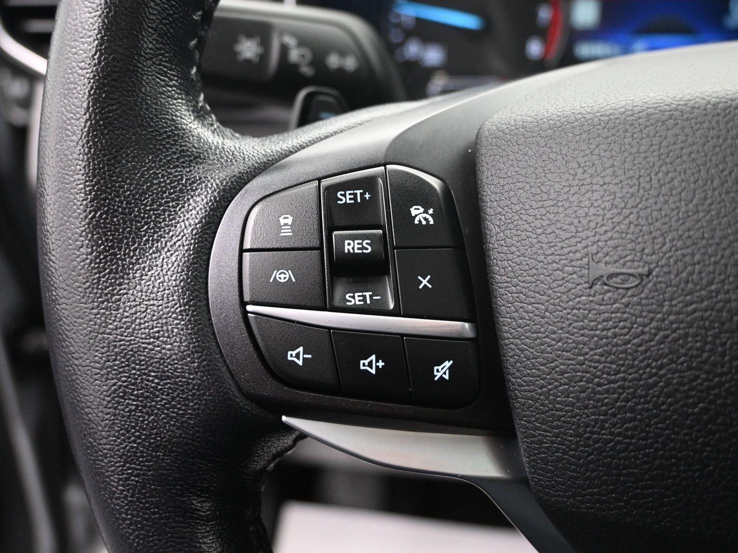 Used 2020 Iconic Silver Ford Limited image 27