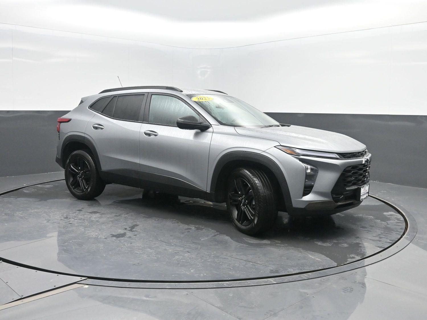 Used 2025 Sterling Gray Metallic Chevrolet ACTIV image 4