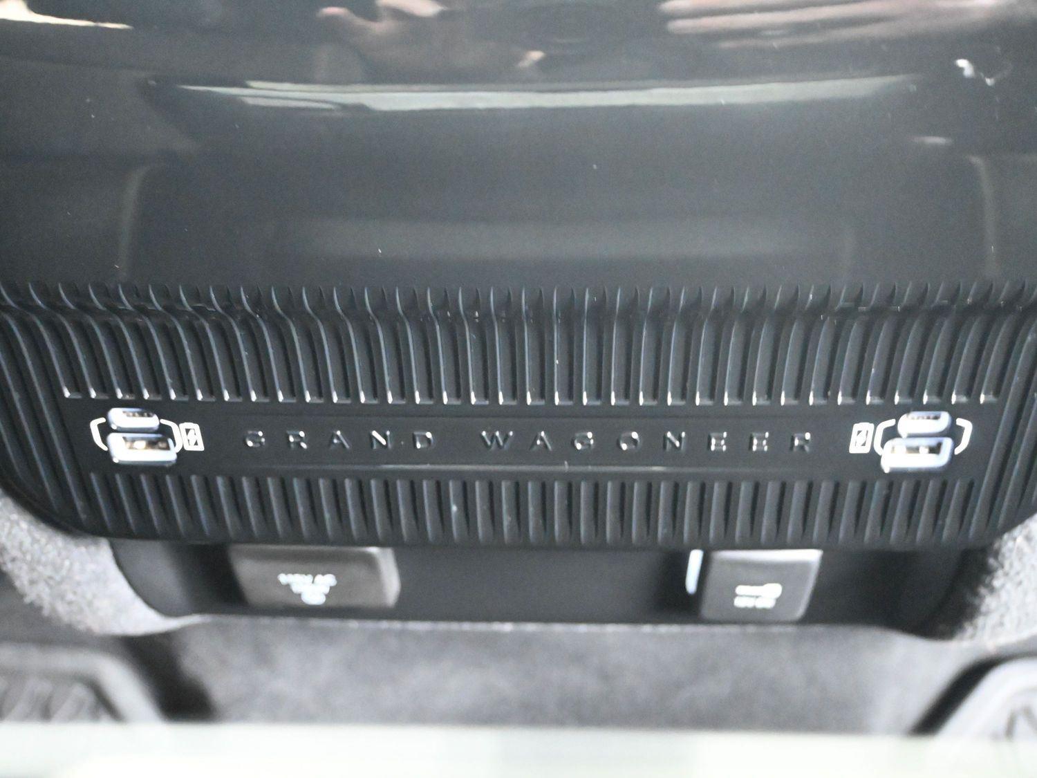 Used 2024 Silver Zynith Jeep Series III image 15