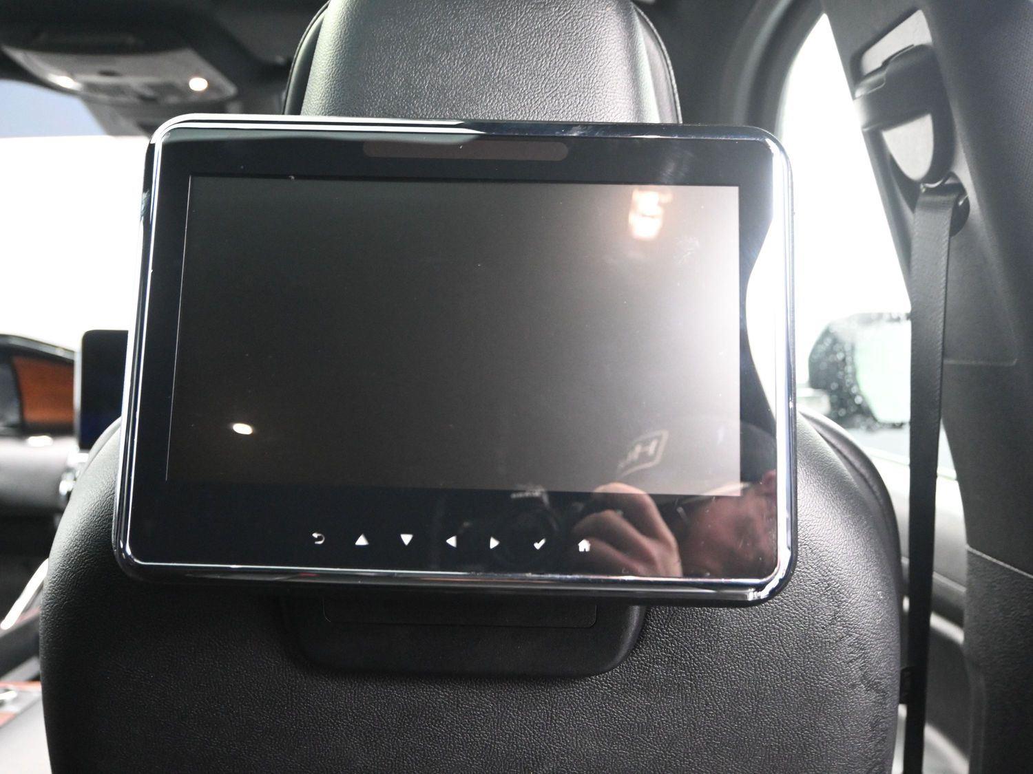 Used 2019 Infinite Black Metallic Lincoln Reserve image 15