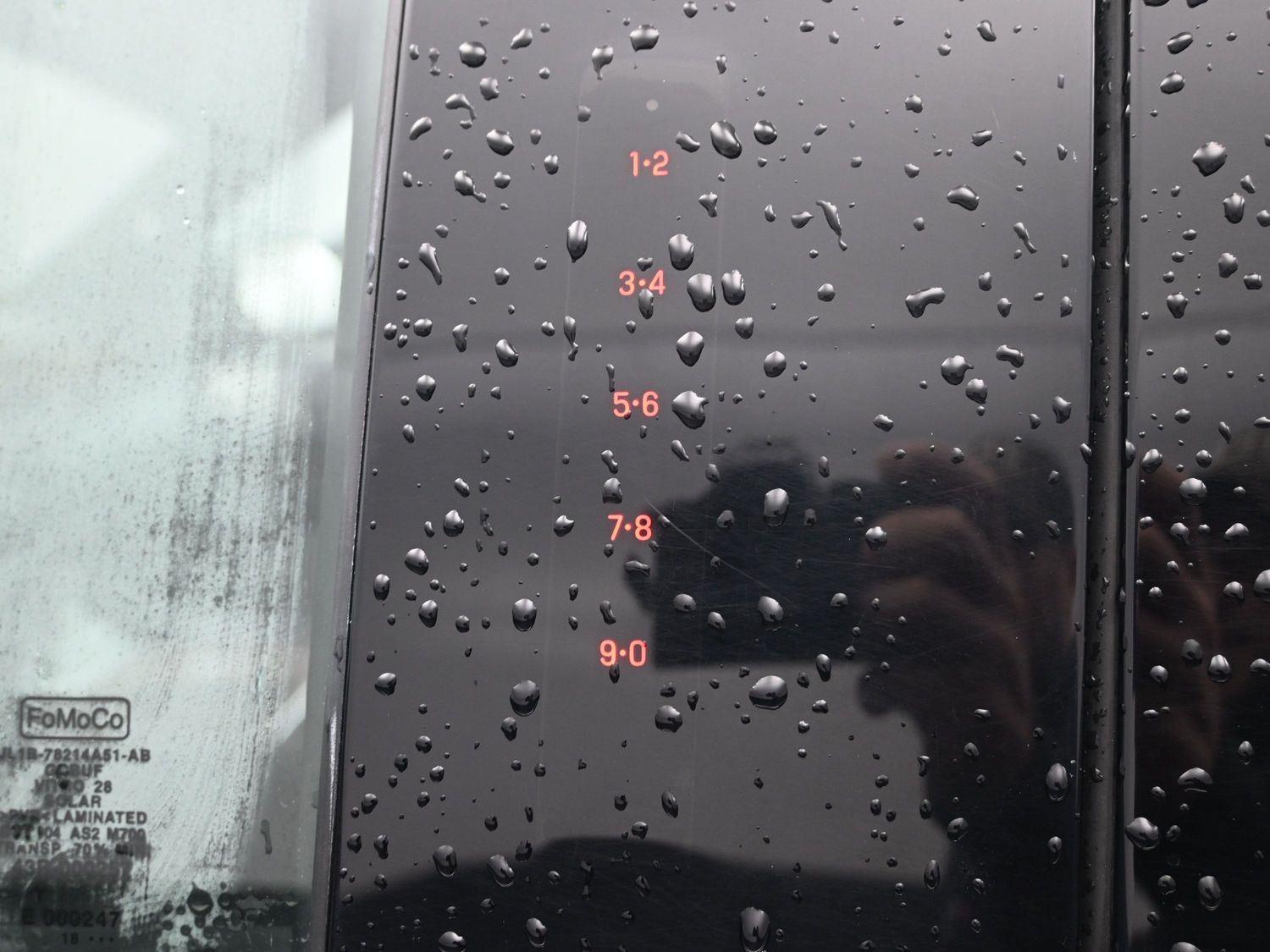 Used 2019 Infinite Black Metallic Lincoln Reserve image 19