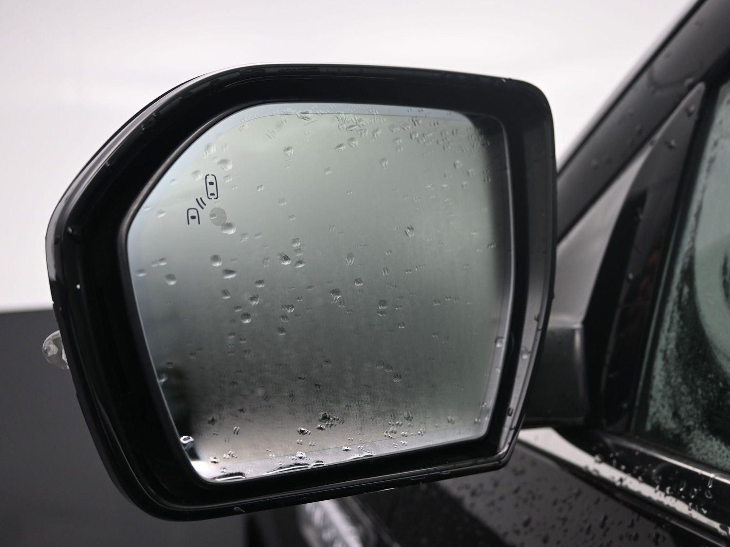 Used 2019 Infinite Black Metallic Lincoln Reserve image 20