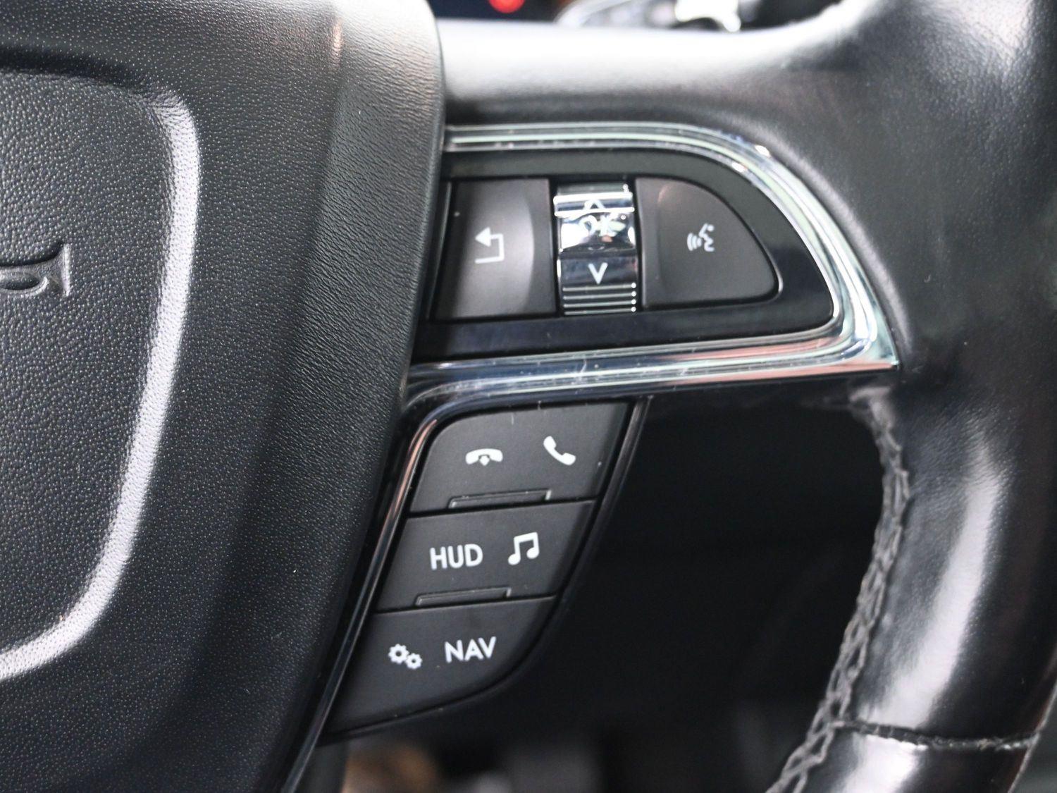 Used 2019 Infinite Black Metallic Lincoln Reserve image 26