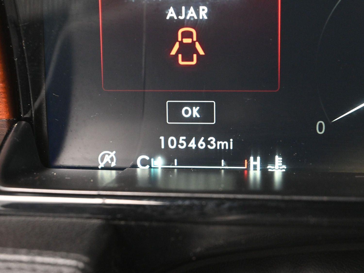 Used 2019 Infinite Black Metallic Lincoln Reserve image 28