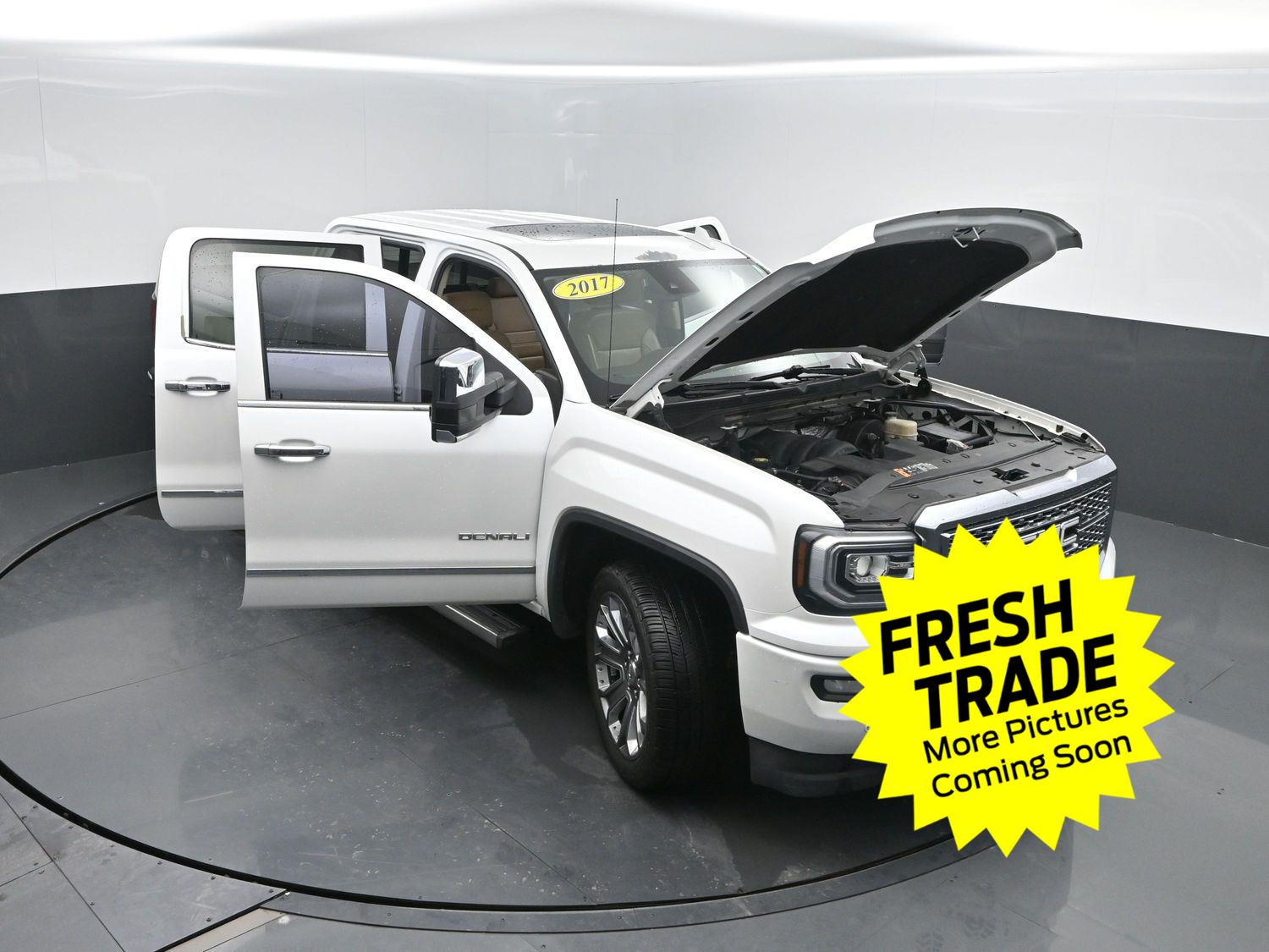 Used 2017 White Frost Tricoat GMC Denali image 45