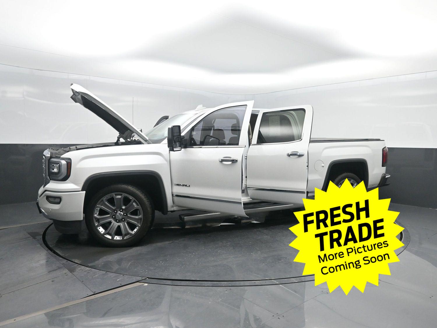 Used 2017 White Frost Tricoat GMC Denali image 48