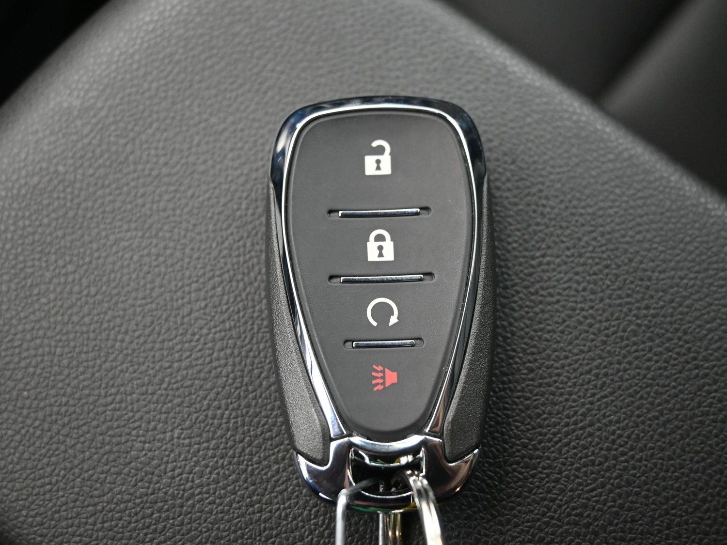 Used 2025 Sterling Gray Metallic Chevrolet ACTIV image 30