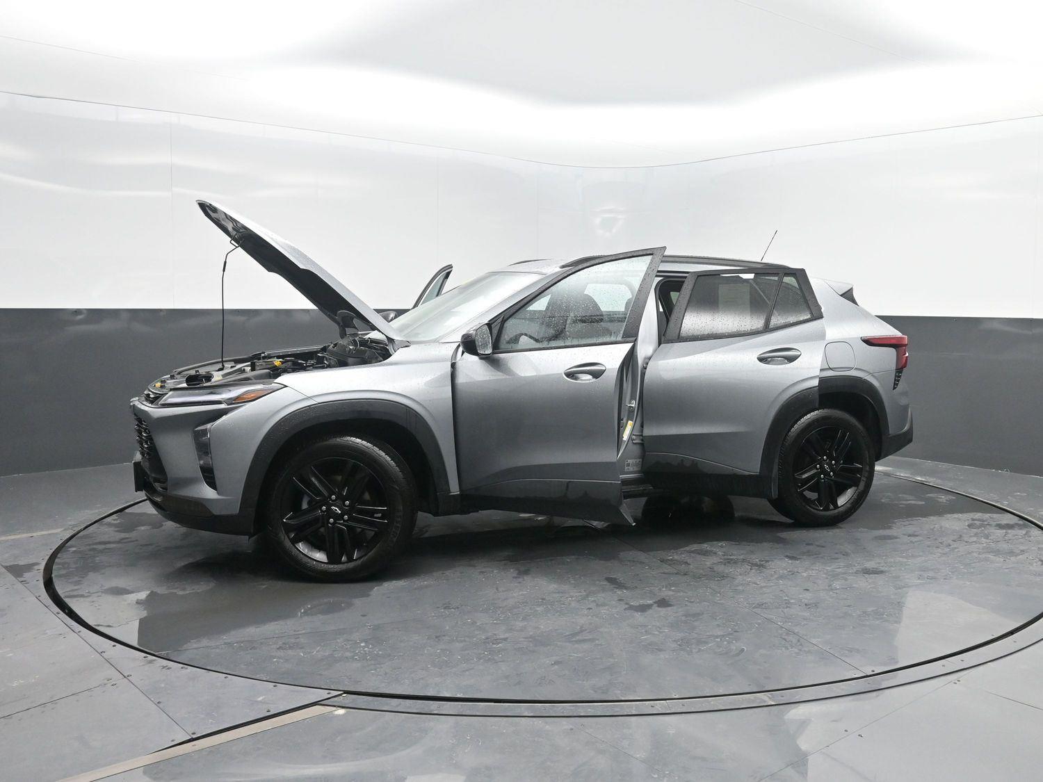 Used 2025 Sterling Gray Metallic Chevrolet ACTIV image 46