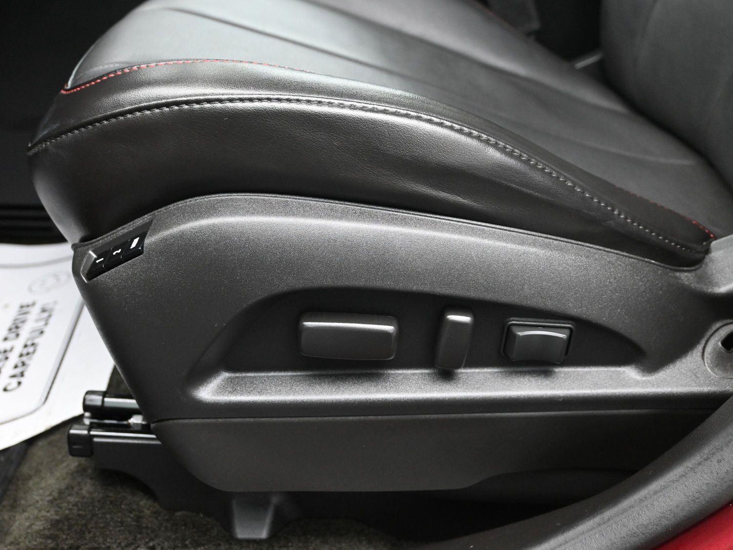 Used 2017 Siren Red Tintcoat Chevrolet Premier image 19