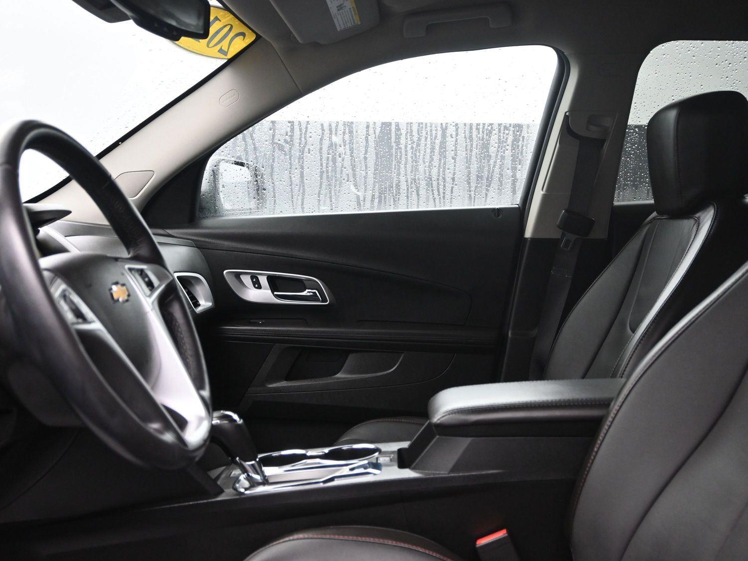 Used 2017 Siren Red Tintcoat Chevrolet Premier image 20