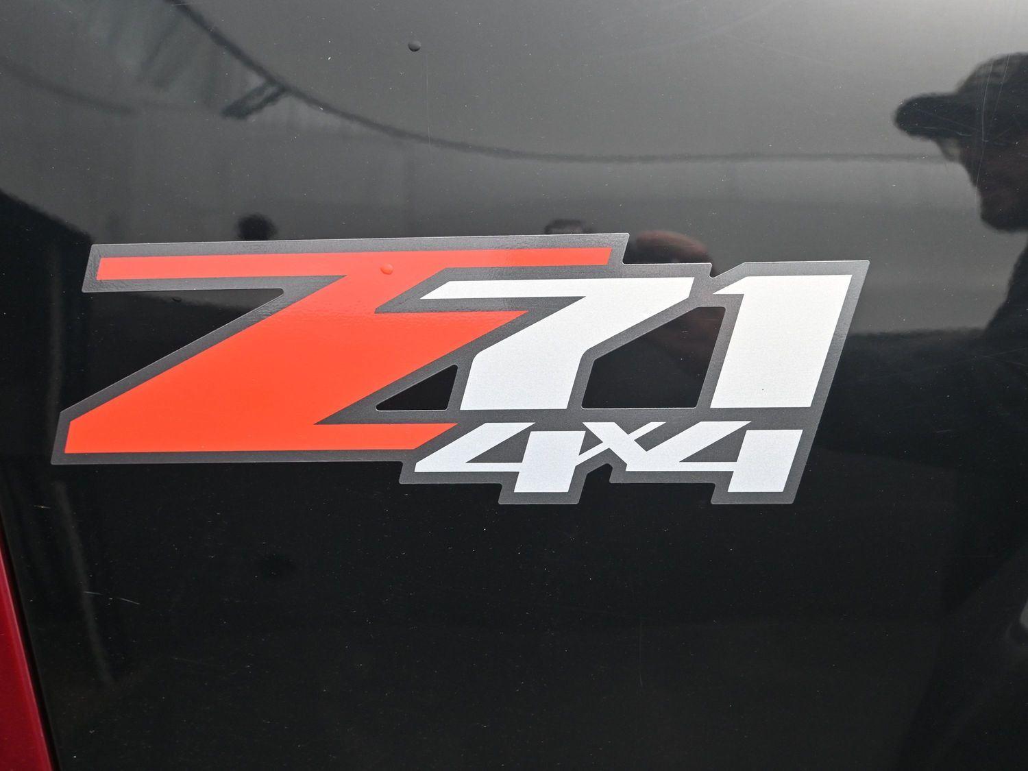 Used 2013 Onyx Black GMC SLT image 13