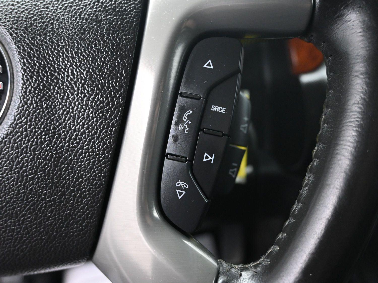 Used 2013 Onyx Black GMC SLT image 24