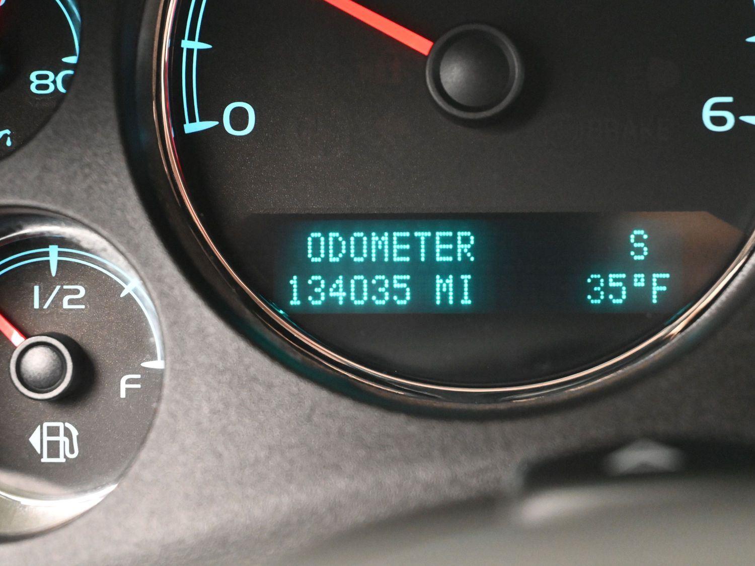 Used 2013 Onyx Black GMC SLT image 26