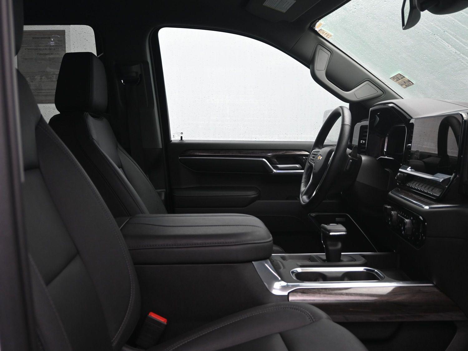 Used 2023 Summit White Chevrolet LTZ image 12